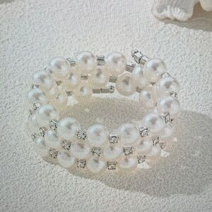 Elegant White Pearl and Silver Crystal Stretch Bracelet
